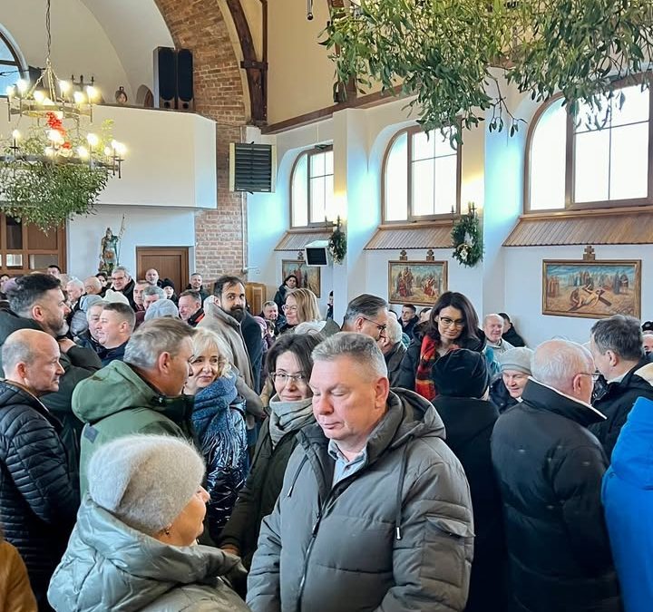 Rodzina to serce parafii! ❤️
D…